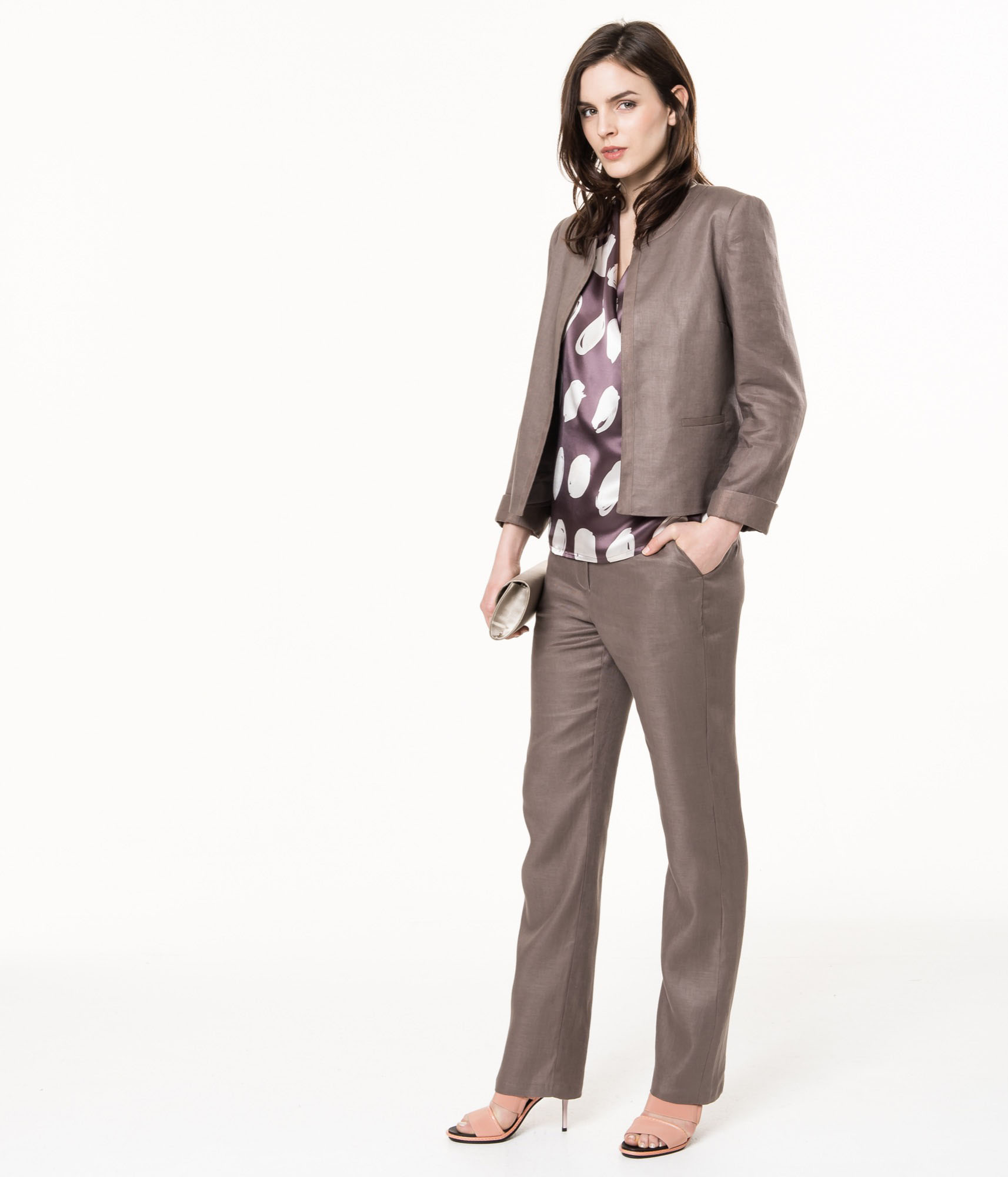 BELLE_65240_046_C.jpg