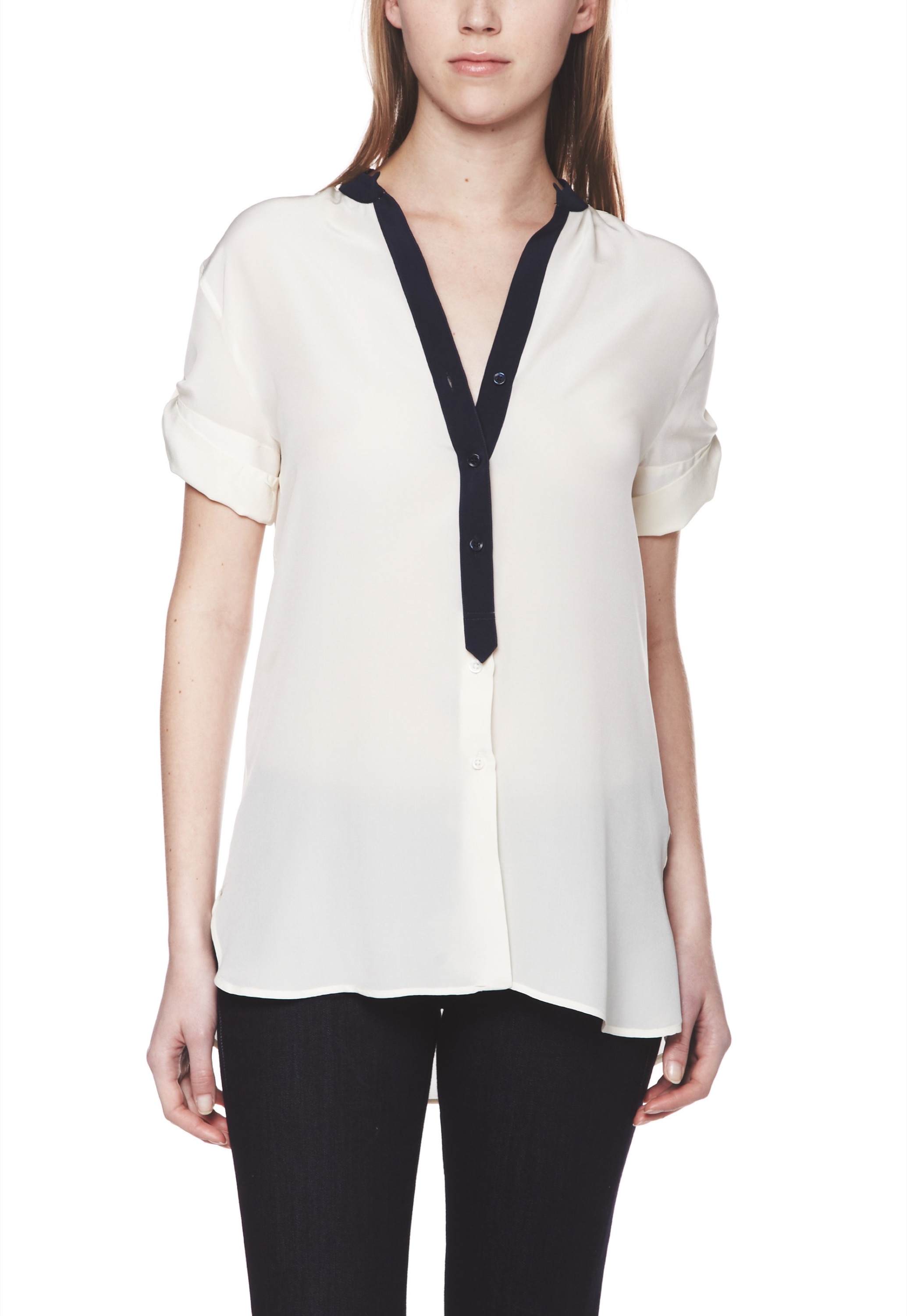 chemise-femme-manches-courtes-pacome-crepe-blanc-casse-clair-uni-soie-face-alain-figaret-an0603107115.jpg