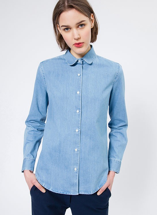 la-chemise-denim-col-claudine.jpg